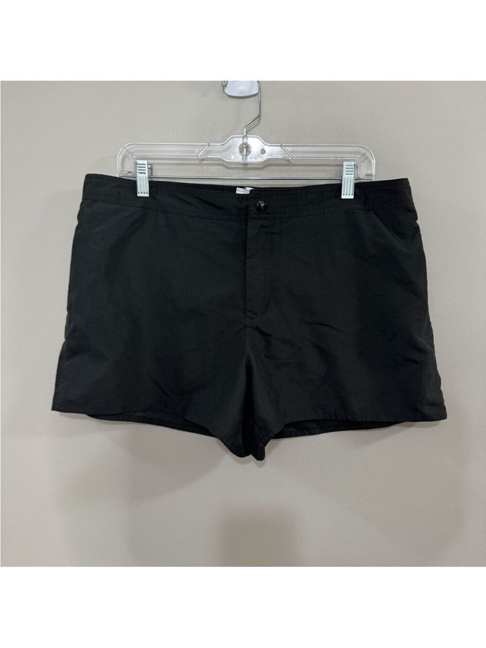Sleek Black South Point Athletic Shorts. 100% Polyester. Size 16